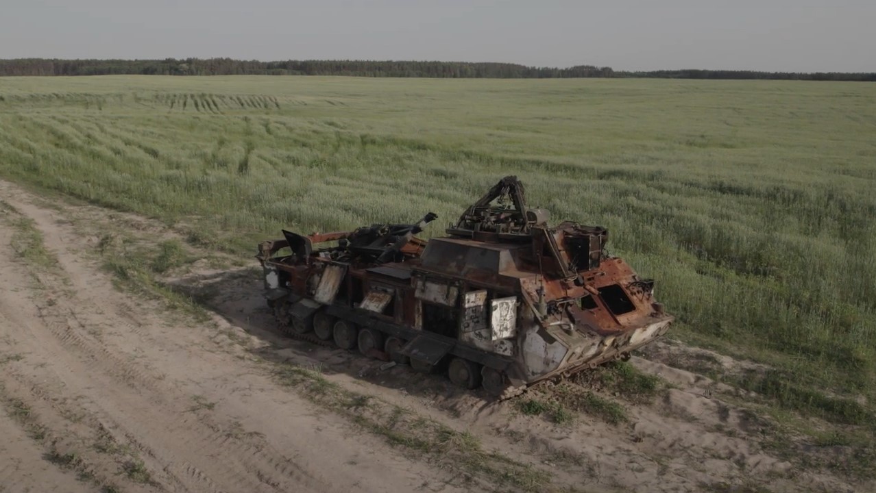 Залишки військової техніки окупантів