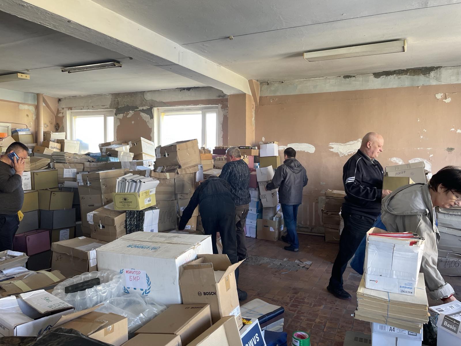 Так перевозили архів вже вдруге - з Дніпропетровської області на Хмельниччину